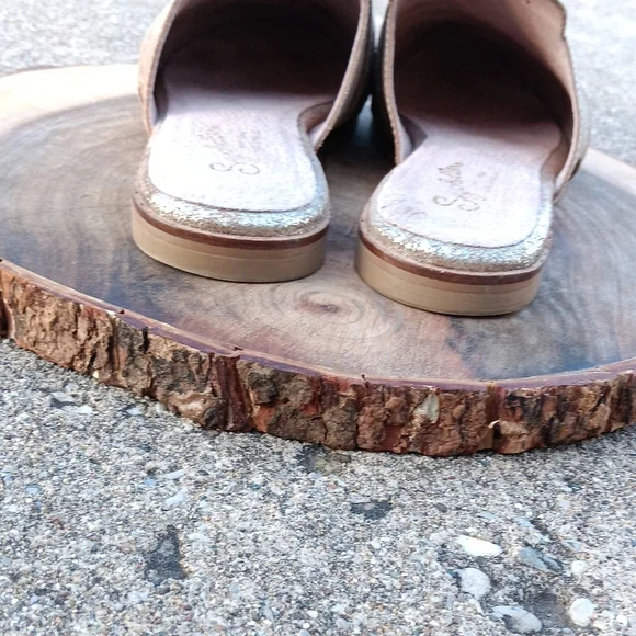 Seychelles| Survival Mule Leather Metallic US 8 Flats Slip On Elevated Casual - Picture 4 of 7
